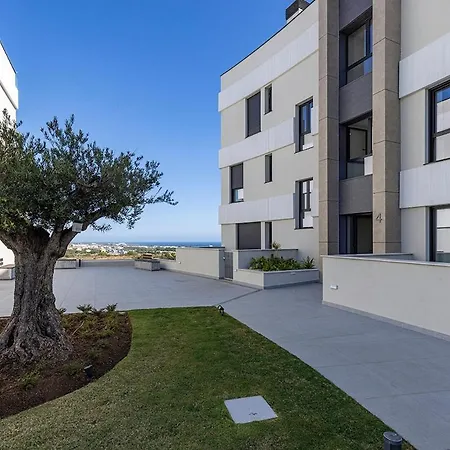 Modern 3-bedroom With Sea Views And Picture Worthy Sunsets Apartment Estepona