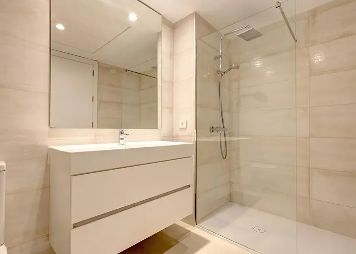 Apartamento Modern 3-bedroom With Sea Views And Picture Worthy Sunsets Estepona