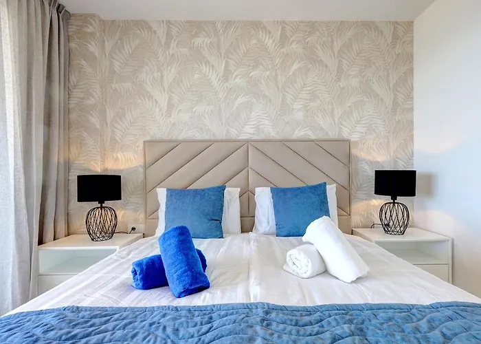 Apartamento Modern 3-bedroom With Sea Views And Picture Worthy Sunsets *