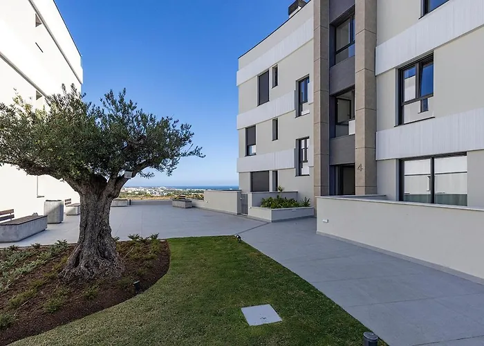 Modern 3-bedroom With Sea Views And Picture Worthy Sunsets Apartment Estepona