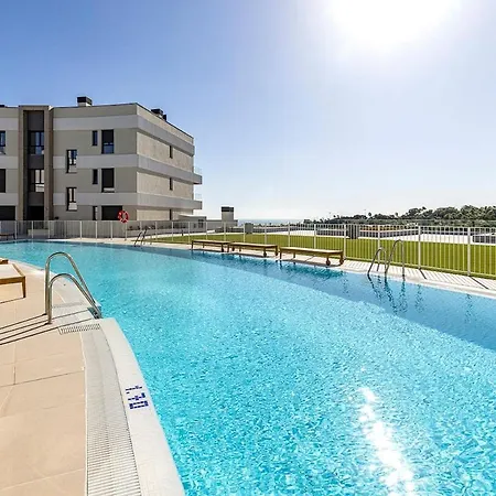 Modern 3-bedroom With Sea Views And Picture Worthy Sunsets Appartement *