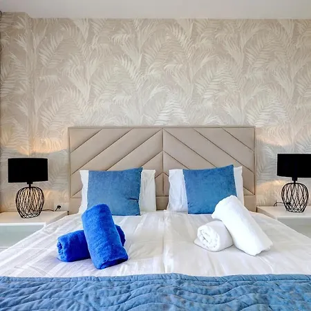 Appartement Modern 3-bedroom With Sea Views And Picture Worthy Sunsets *